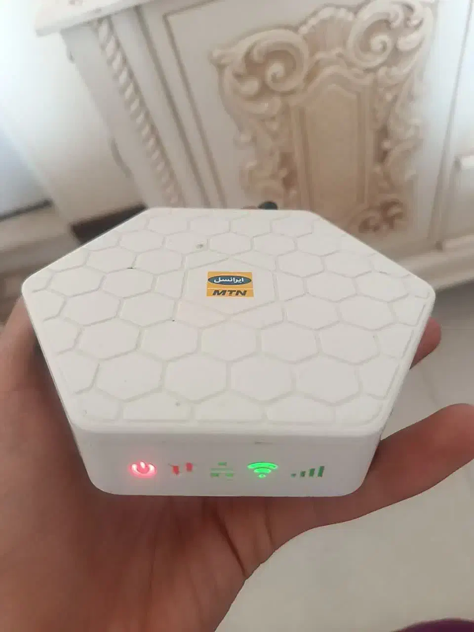 دستگاه مودم(WIFI) پرسرعت ایرانسل فقط ۱۶۰۰|مودم و تجهیزات شبکه|محمدشهر, محمدشهر|دیوار