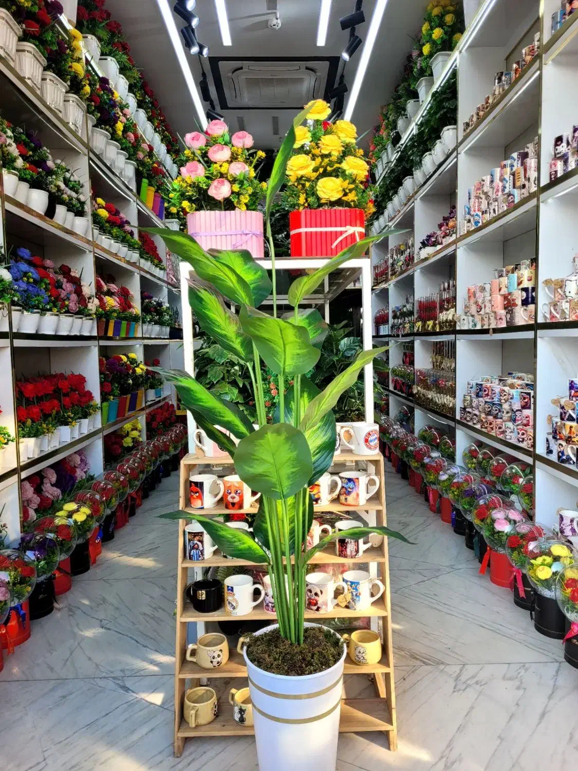 گلدان کنار سالنی|صنایع دستی و سایر لوازم تزئینی|قم, نیروگاه|دیوار