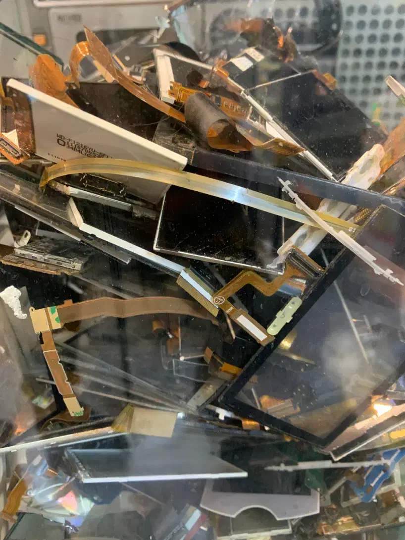 ضایعات موبایل|خدمات پیشه و مهارت|سنندج, |دیوار