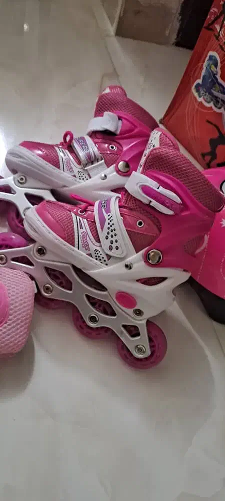 اسکیت نو همراه کلاه زانو بند و آرنج بند|دوچرخه، اسکیت، اسکوتر|گرمسار, |دیوار