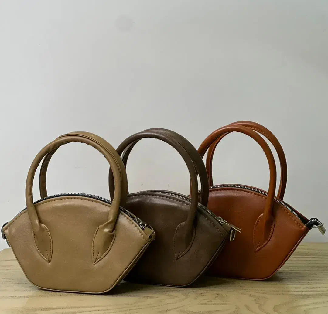 کیف مجلسی، اداری، کوله|کیف، کفش، کمربند|قم, صفائیه|دیوار