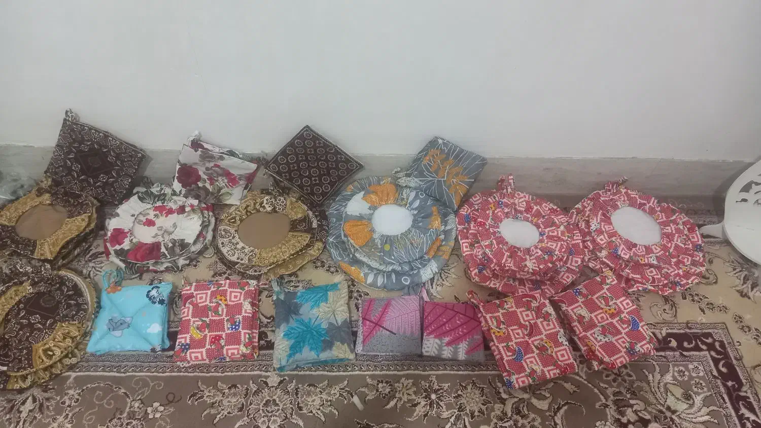 سرویس دمکنی ودستگیر|سفره، حوله، دستمال آشپزخانه|خرم‌آباد, |دیوار