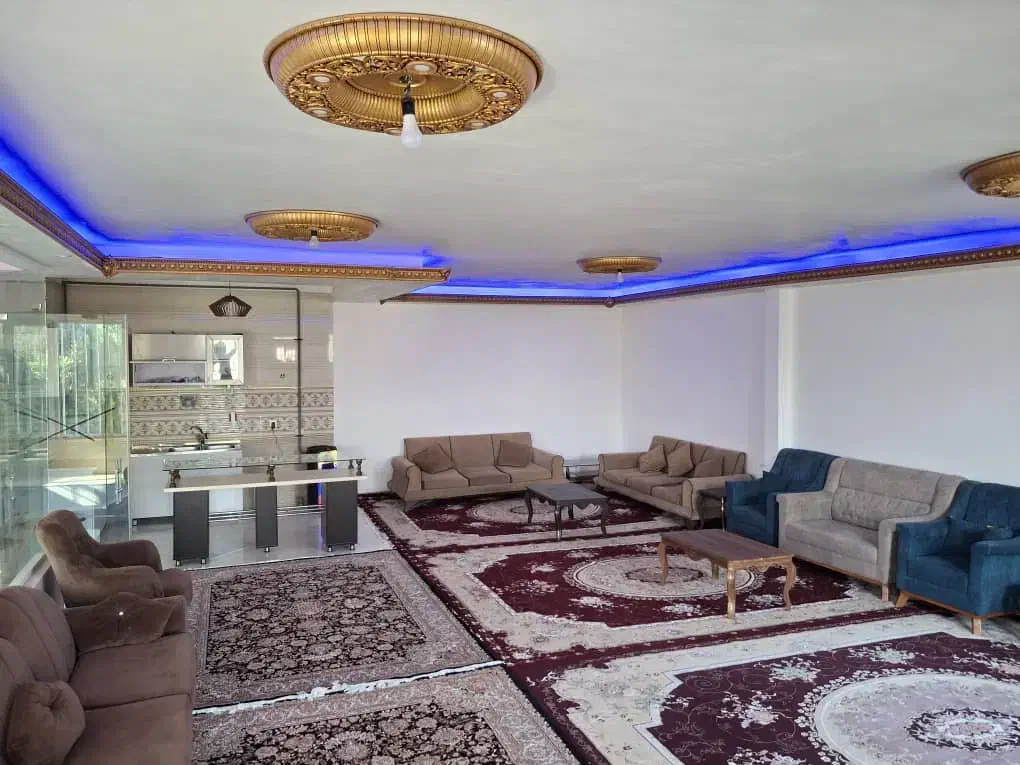 ویلا استخر دار داخل سر پوشید روزانه باغ ماهدشت کرج|اجارهٔ کوتاه‌مدت ویلا و باغ|ماهدشت, |دیوار