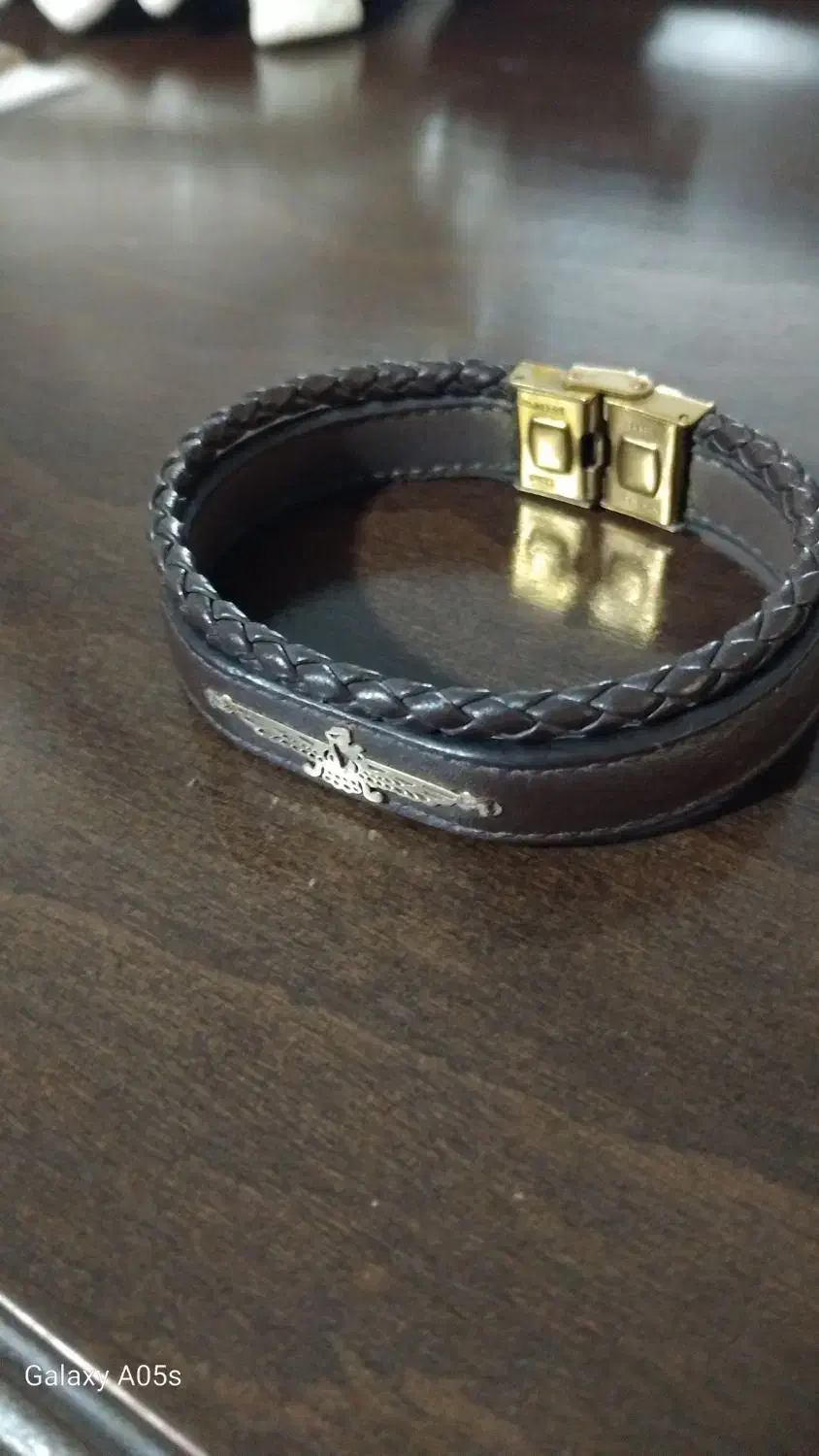 دستبند طلا چرمی|جواهرات|محمدشهر, جعفرآباد|دیوار