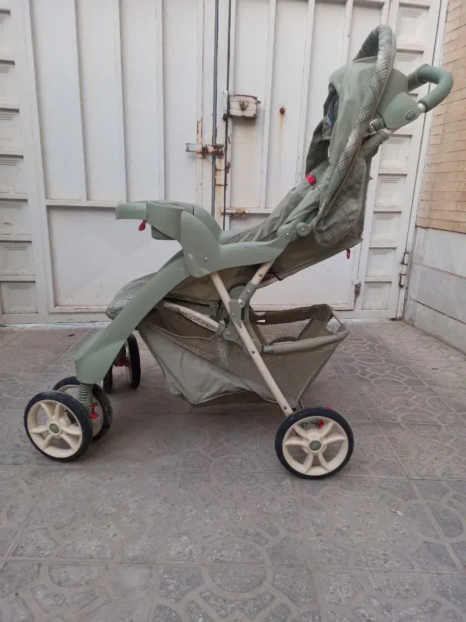 سرویس کالسکه گراکو اصل|کالسکه و لوازم جانبی|یزد, |دیوار