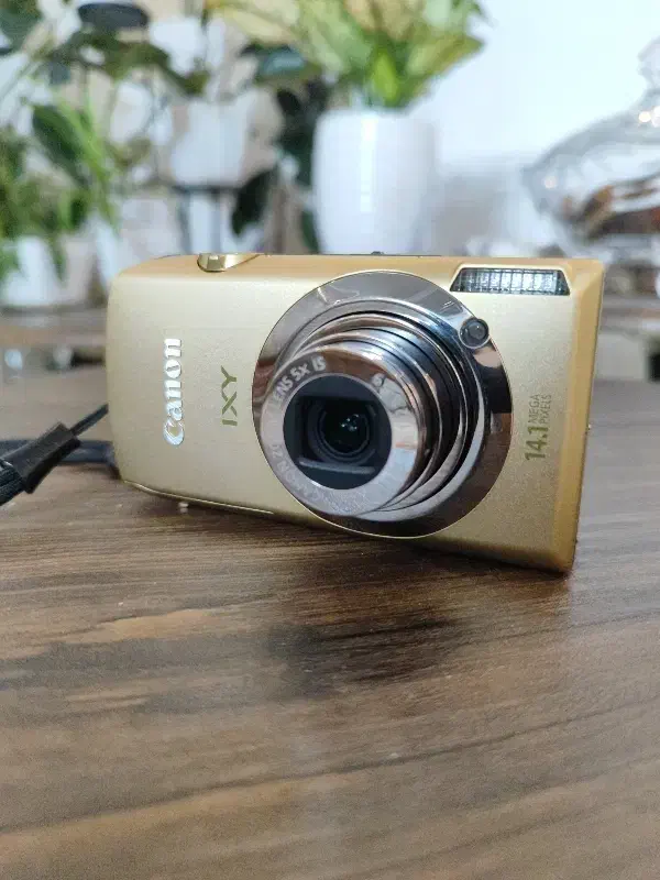 canon ixy 10s|دوربین عکاسی و فیلم‌برداری|گلبهار, شهر جدید گلبهار|دیوار