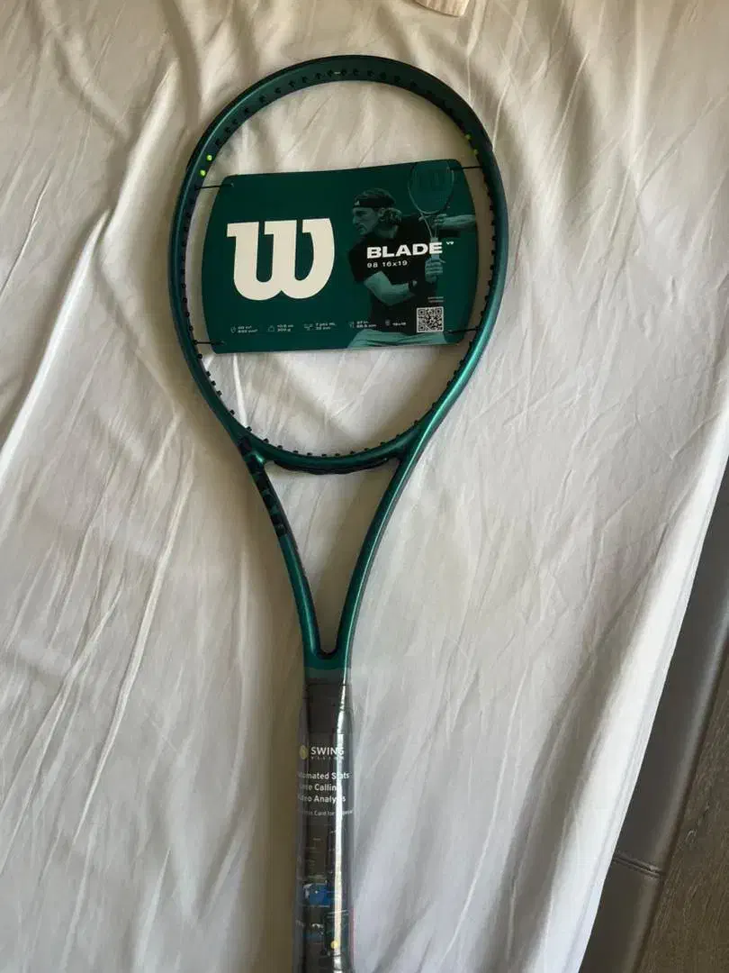 راکت تنیس ویلسون Blade 98 v9 16×19|ورزشهای توپی|تهران, اکباتان|دیوار