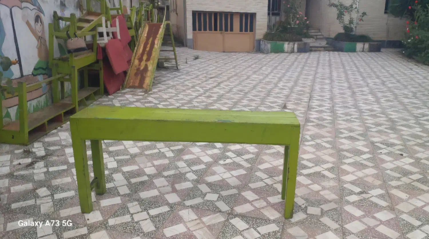 میز و نیمکت چوبی دانش آموزی مقطع ابتدایی|صندلی و نیمکت|لنگرود, |دیوار