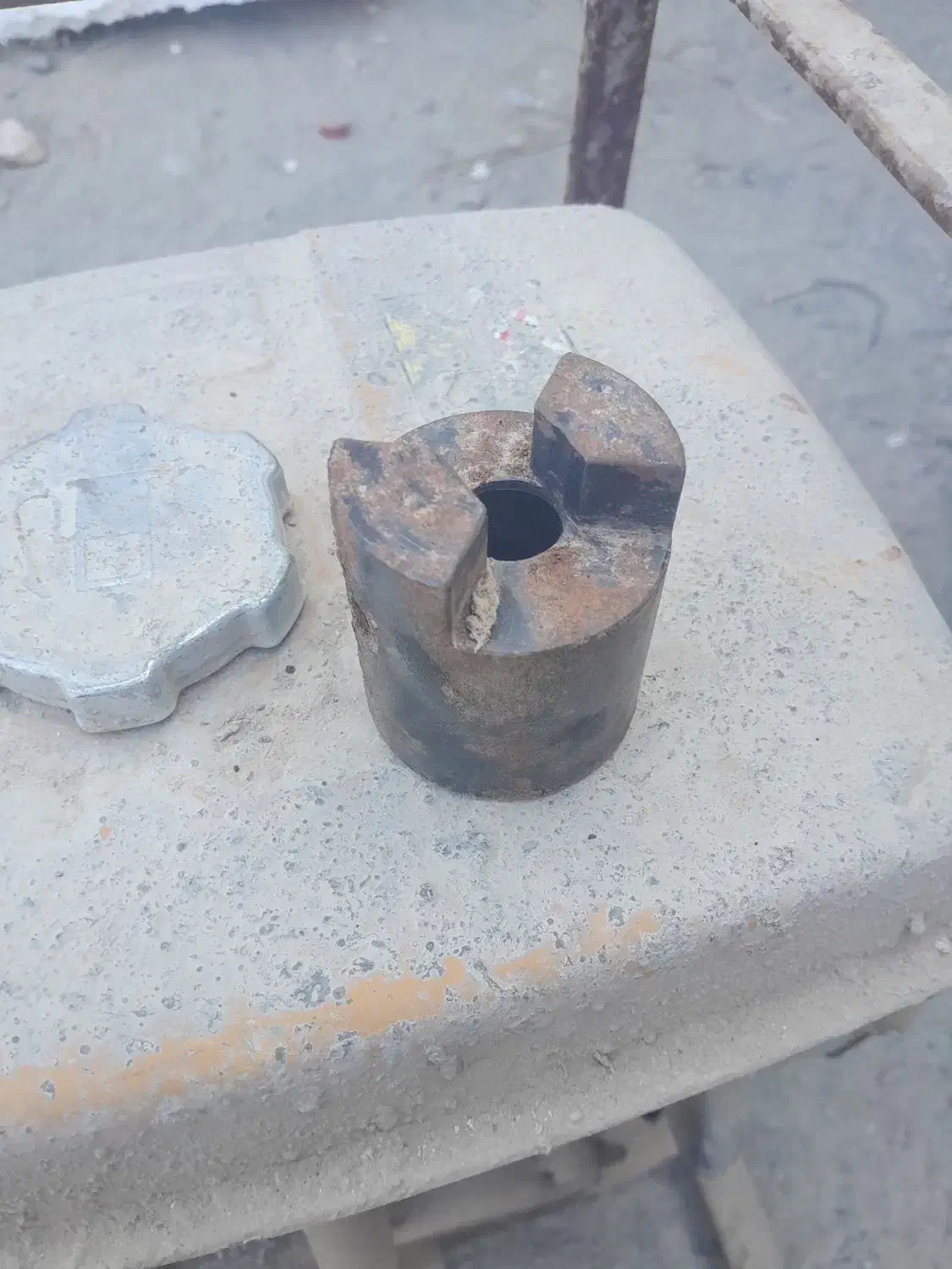 حراج وسایل بتون ریزی|ماشین‌آلات صنعتی|بیکاه, |دیوار