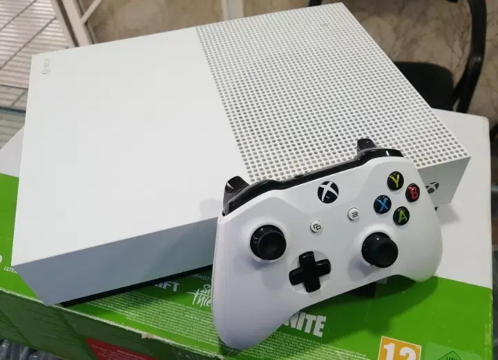 XBOXONE S 1T|کنسول، بازی ویدئویی و آنلاین|قوچان, |دیوار