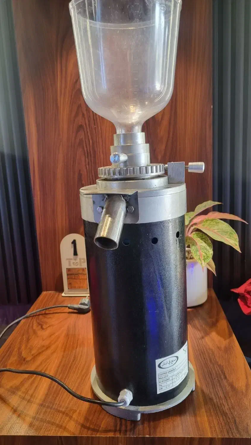 آسیاب فله|کافی‌شاپ و رستوران|آزادشهر, |دیوار