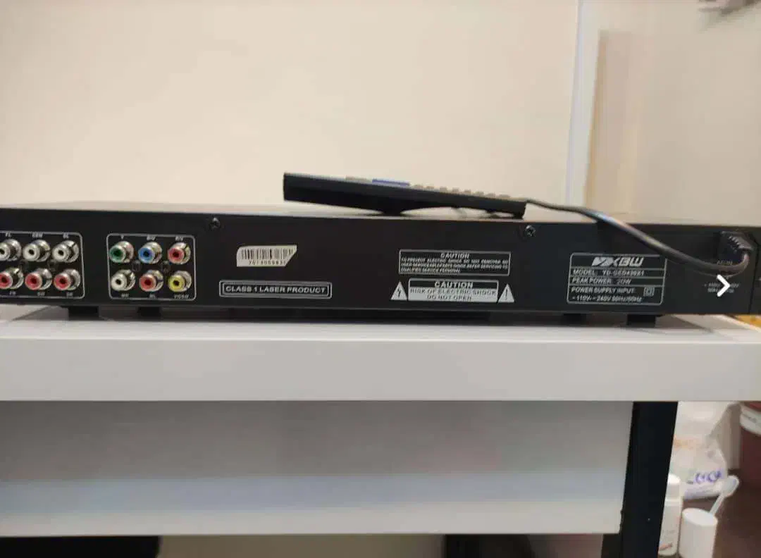 دی وی دی فلش خور / DVD Player|پخش‌کننده DVD و ویدیو|اصفهان, آبشار|دیوار