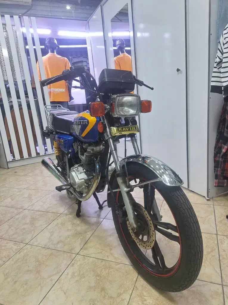 هندا۲۰۰کویر|موتورسیکلت|اندیشه, اندیشه فاز ۱|دیوار