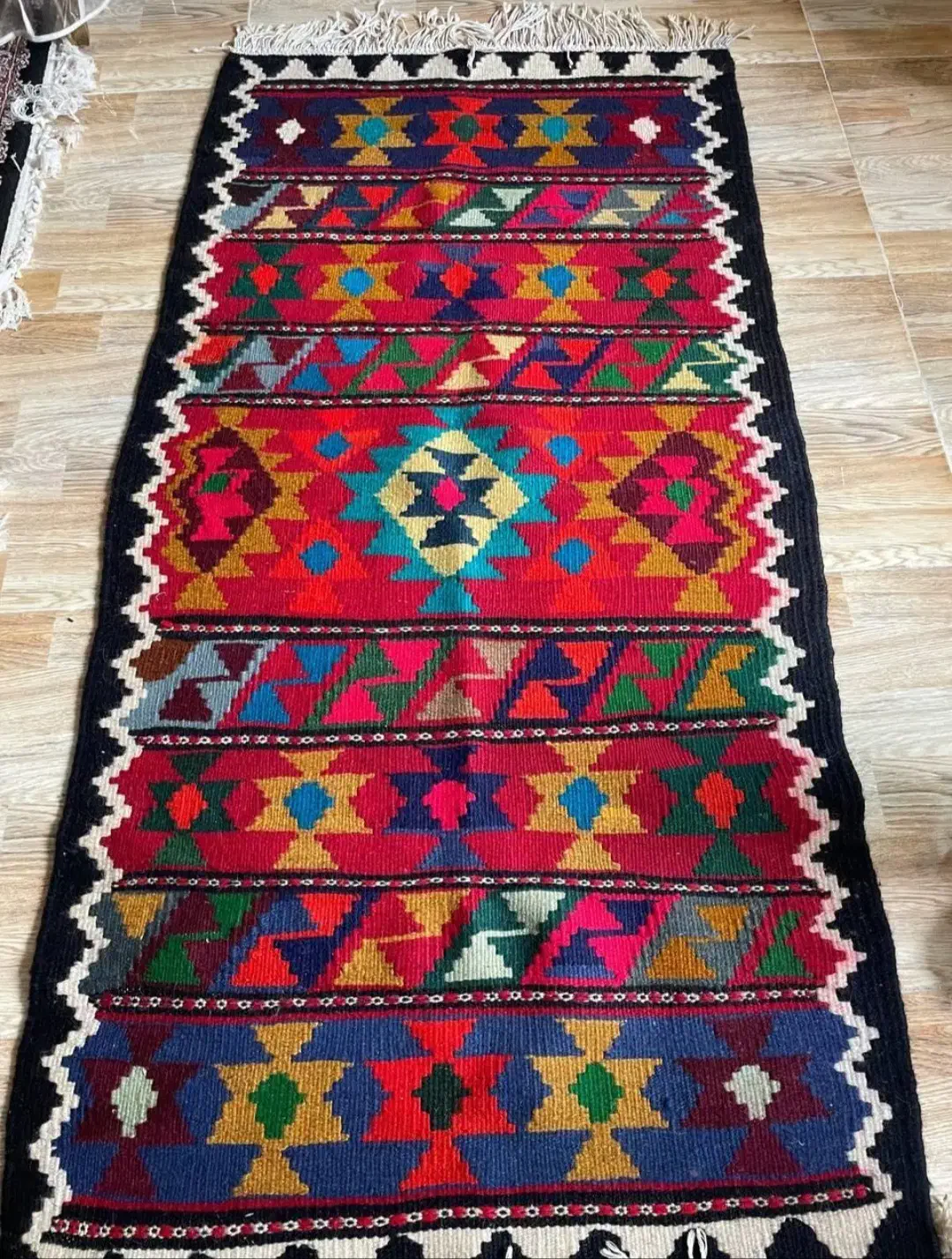 سه عدد گلیم دست بافت تمام پشم|گلیم، جاجیم، گبه|همدان, |دیوار