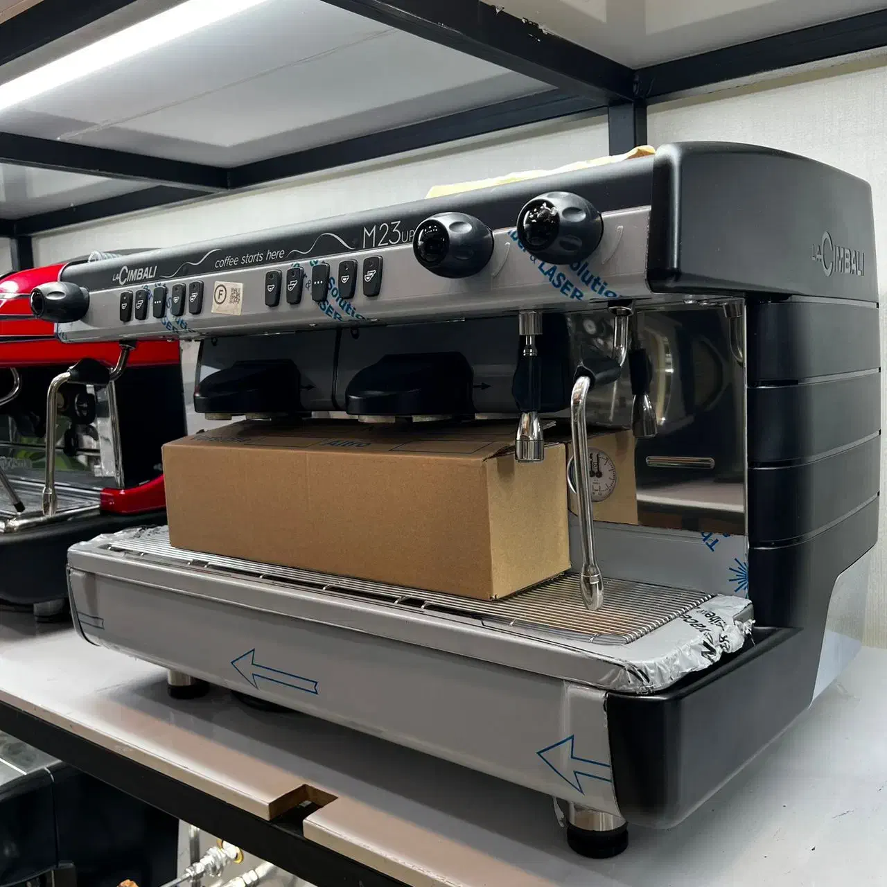 آسیاب بلندر و شیک|کافیشاپ و رستوران|آباده, |دیوار