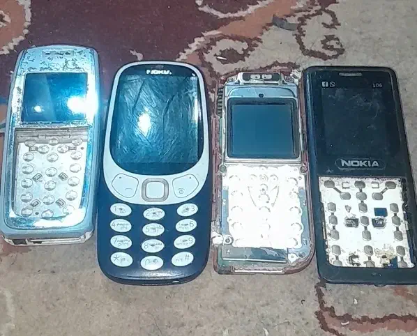 گوشی نوکیا 4عدد نیاز به تعمیر دارن|موبایل|میناب, |دیوار