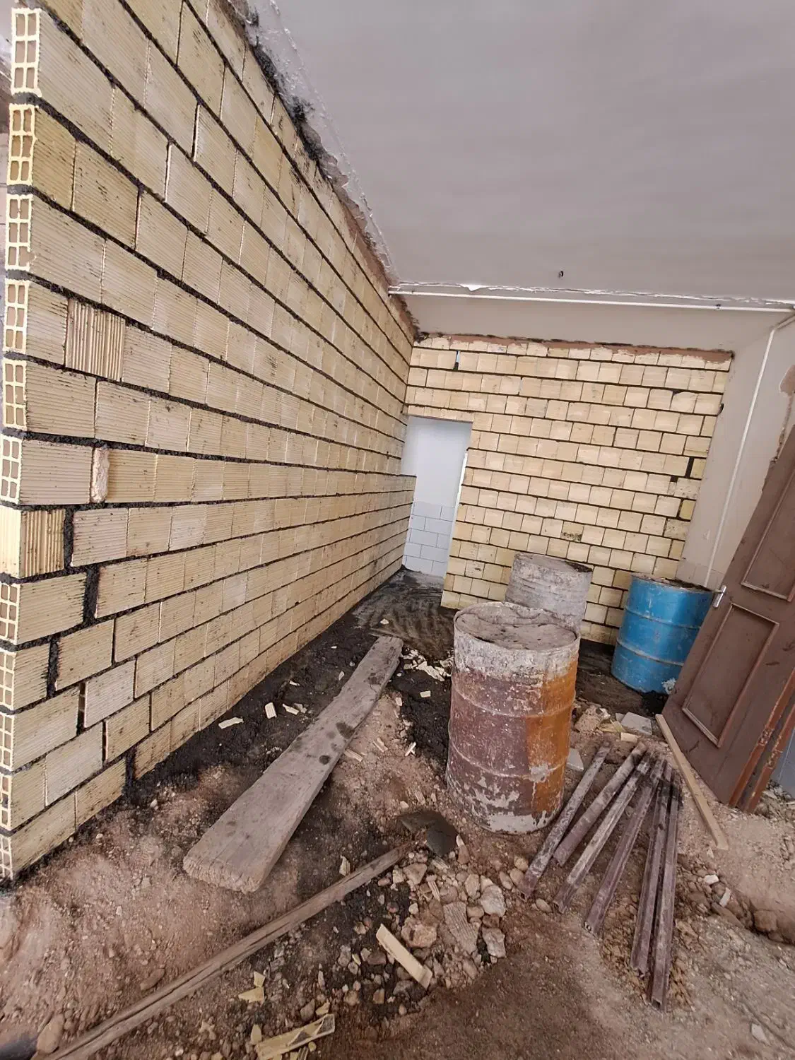 بازسازی و محوطه سازی کامل ویلا و منازل و تجاری|خدمات پیشه و مهارت|شهرکرد, |دیوار