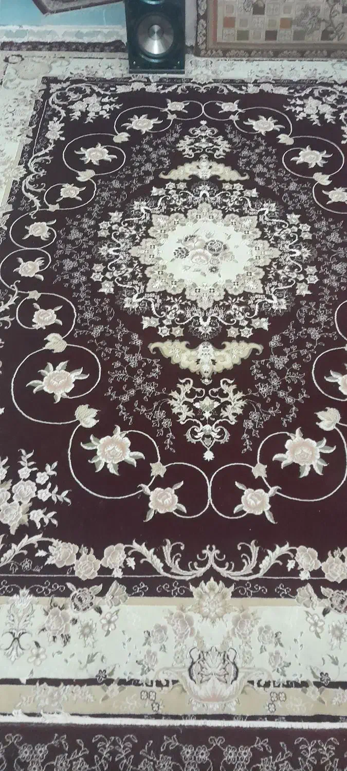 فرش دوتا نه متری وگلیم راه پله ۲۰متر|فرش|قزوین, |دیوار