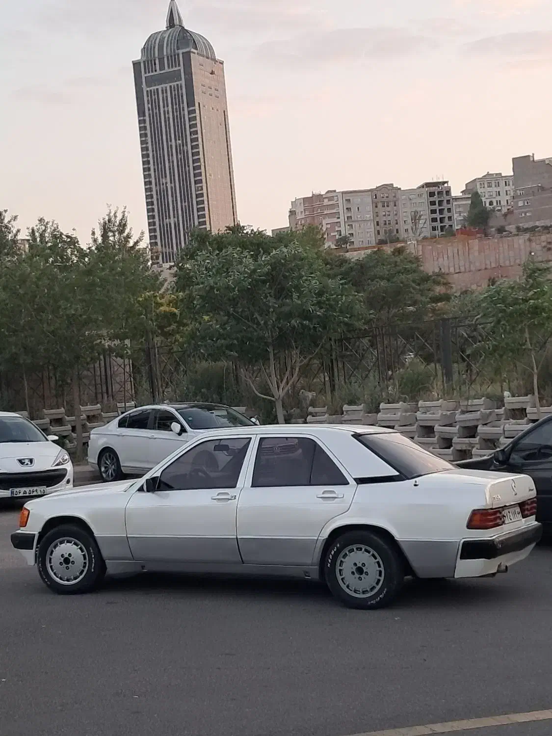 بنز E190 کلاسیک|خودرو کلاسیک|تبریز, |دیوار