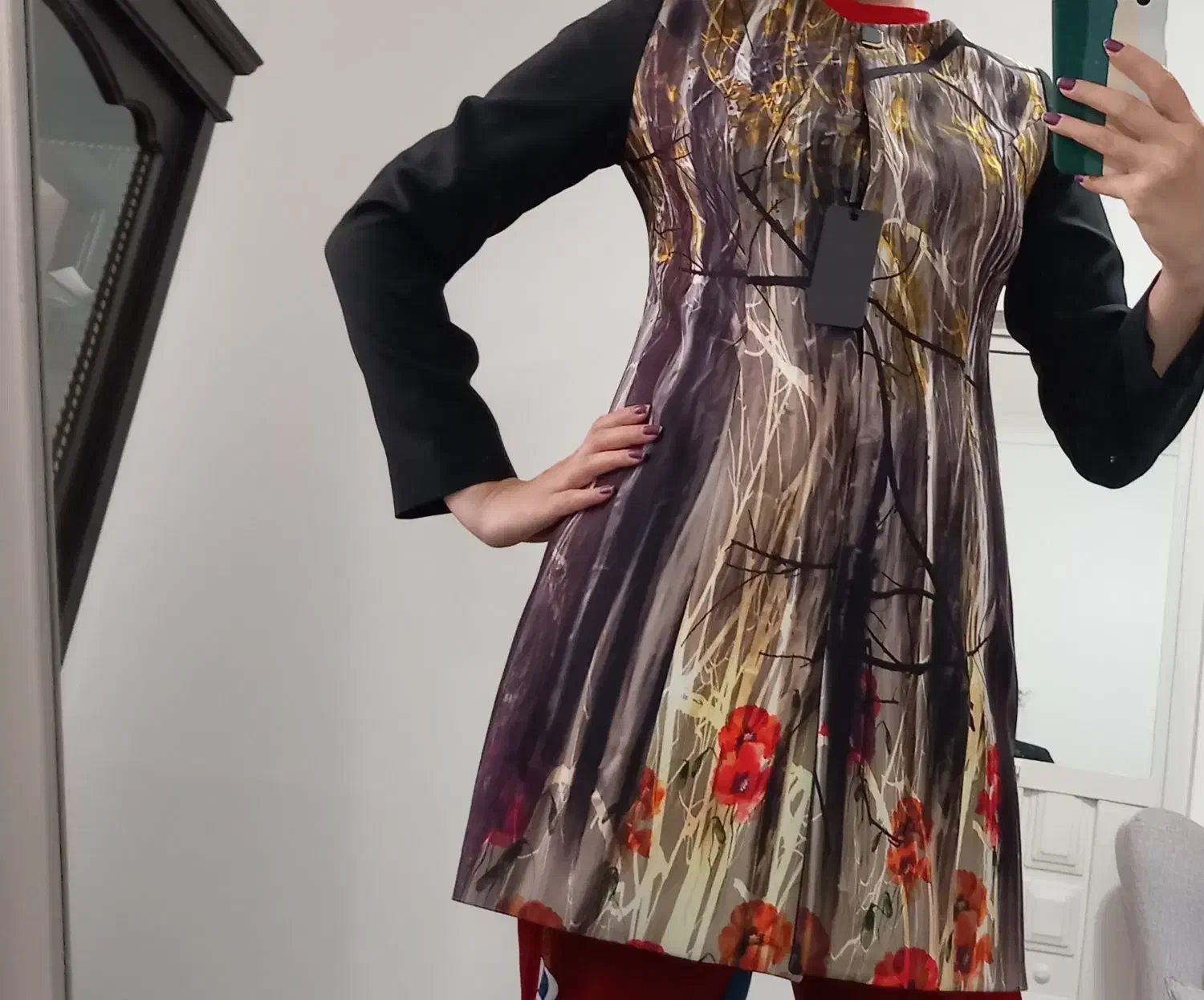 مانتو|لباس|رودسر, |دیوار