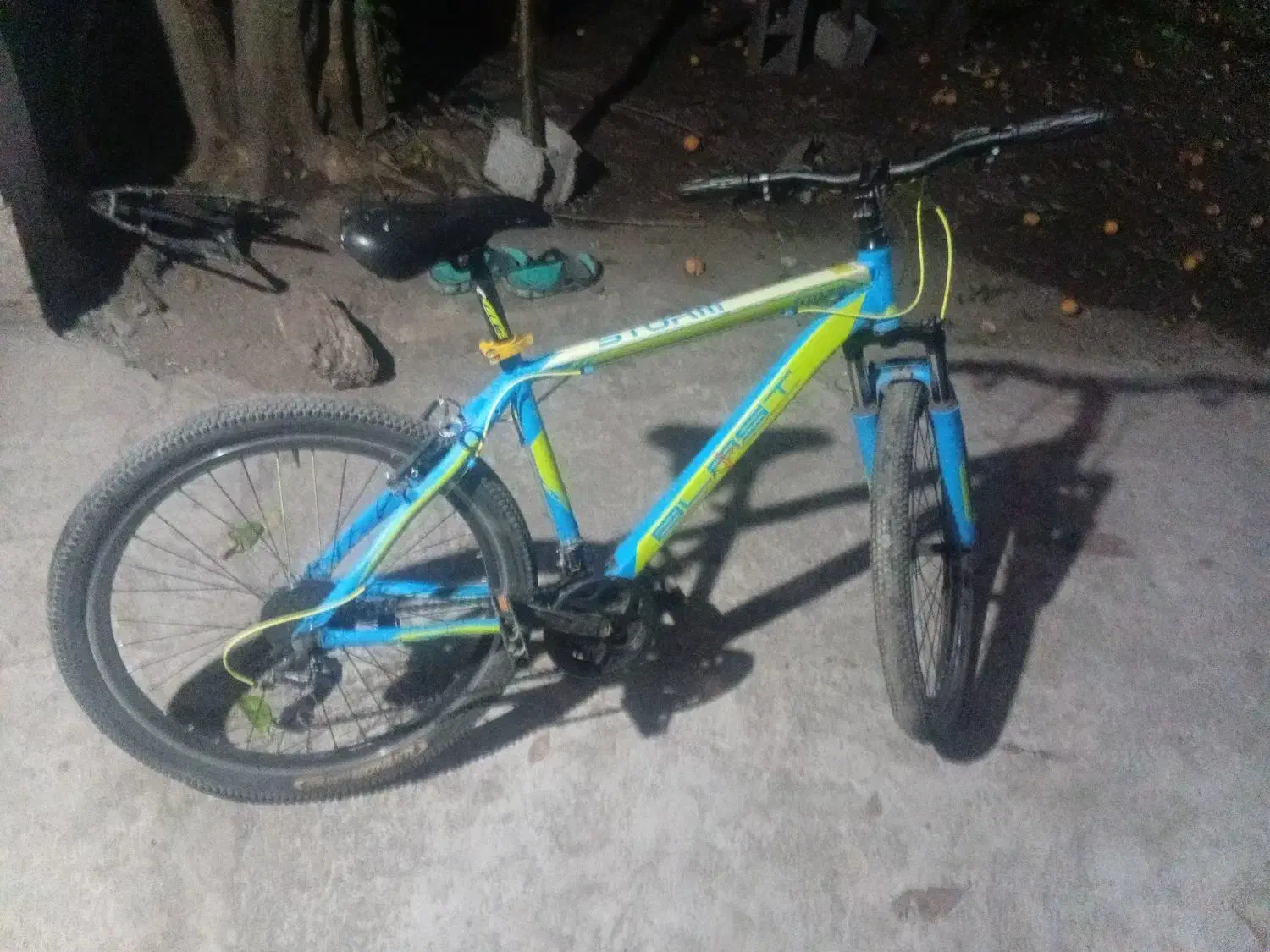 دوچرخه ۲۶ کاملا سالم ترو تمیز|دوچرخه، اسکیت، اسکوتر|خشکبیجار, |دیوار