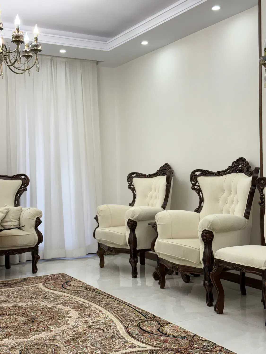 مبل سلطنتی|مبلمان خانگی و میز عسلی|تهران, دانشگاه شریف|دیوار