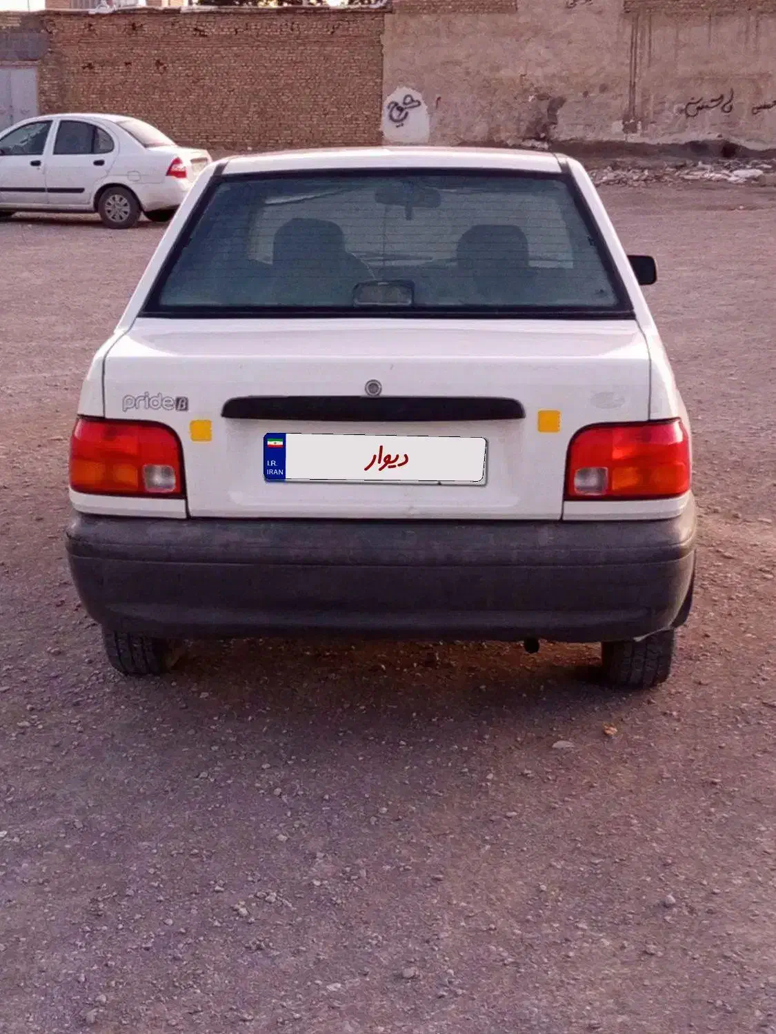 پراید مدل 83 فابریک انژکتور|خودرو سواری و وانت|آباده, |دیوار