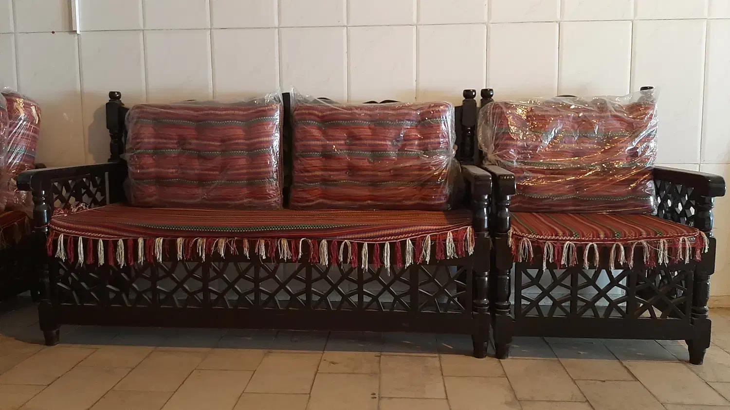 فروش مبلمان ۷نفره و میز و صندلی|مبلمان خانگی و میز عسلی|باغستان, |دیوار