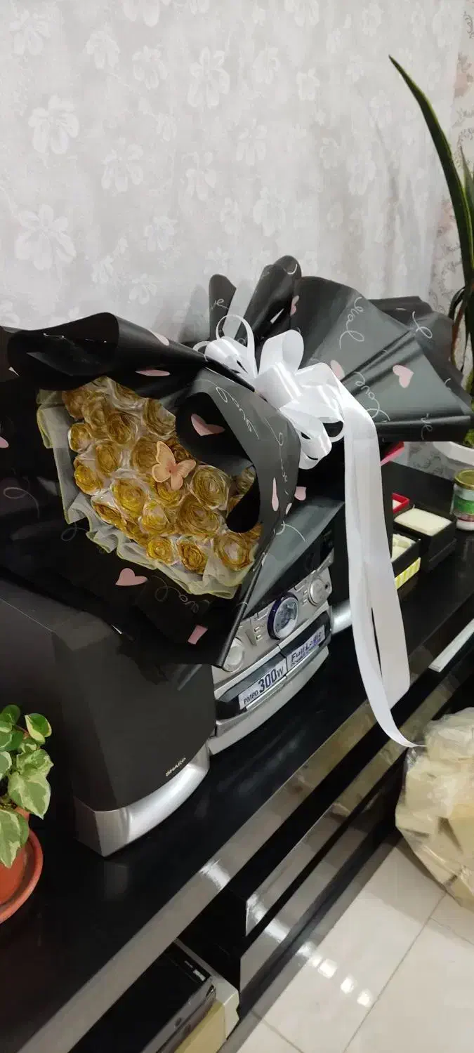 دسته گل رز|گل مصنوعی|بابل, |دیوار