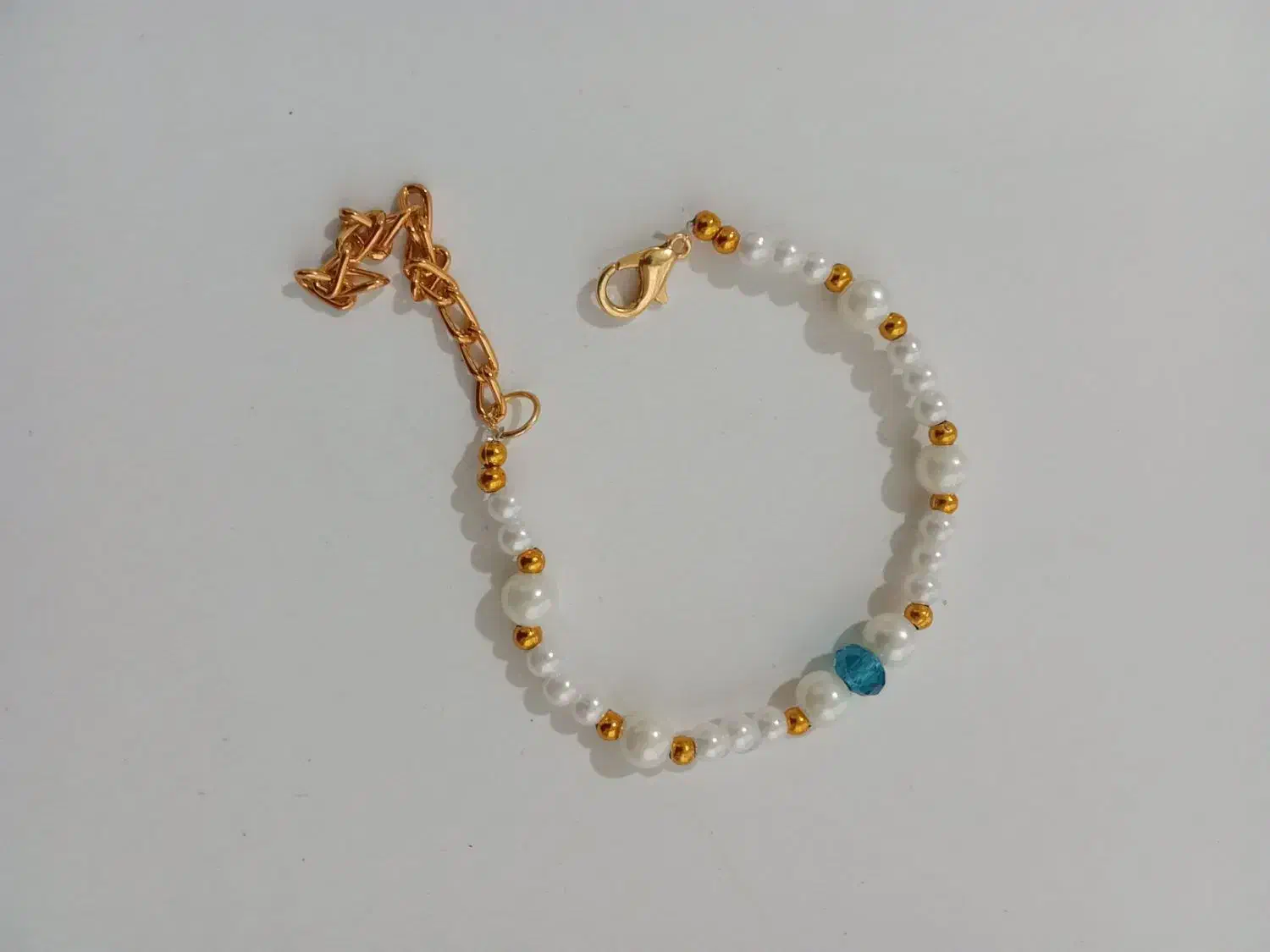 دستبند های مهره ای در طرح های مختلف|جواهرات|شیراز, زند|دیوار