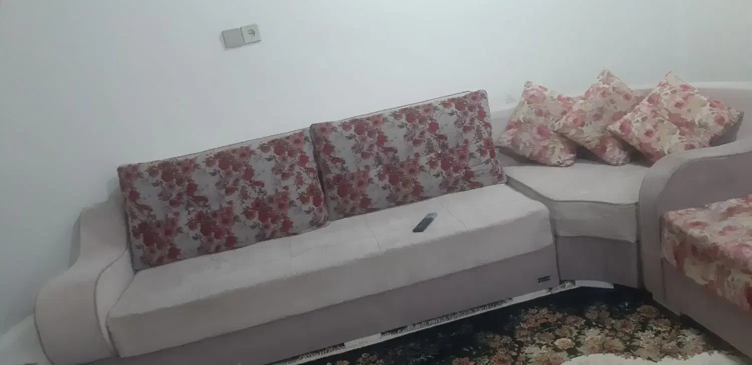 مبل تخت شو ۷ نفره|مبلمان خانگی و میز عسلی|اهواز, معین زاده|دیوار