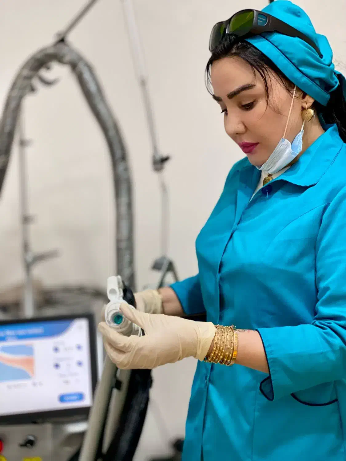 دستگاه لیزر موهای زائدمدل ۲۰۲۵آمریکایی|خدمات آرایشگری و زیبایی|یاسوج, |دیوار