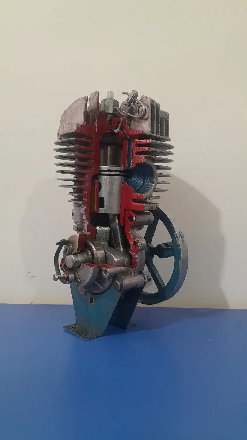 ماکت موتور دوزمانه|کلکسیون و سرگرمی|فرخشهر, |دیوار