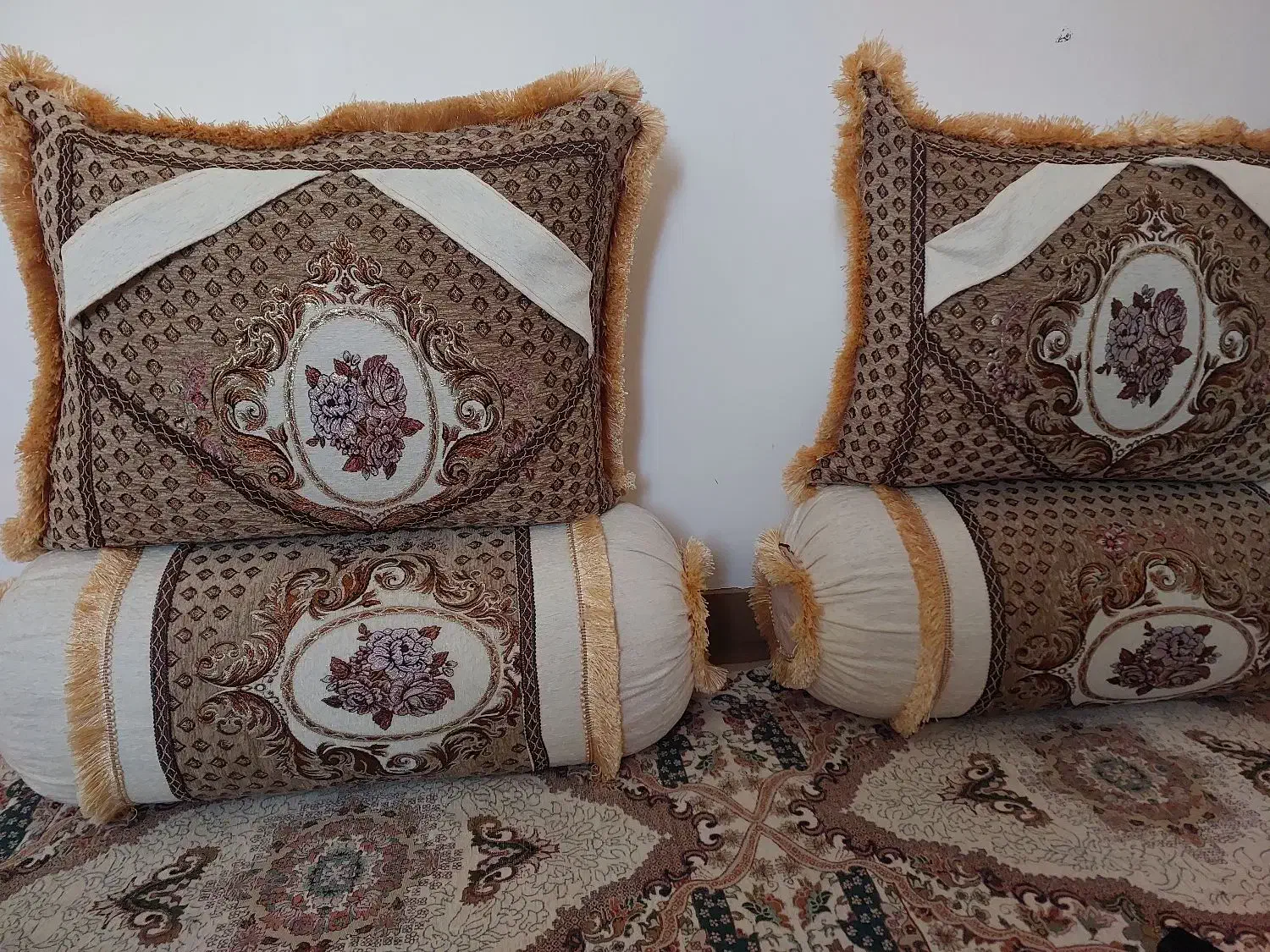 پشتی|پشتی|شهرکرد, |دیوار