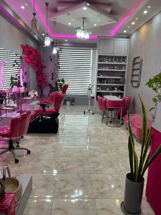 اجاره لاین های زیبایی|خدمات آرایشگری و زیبایی|خمام, |دیوار