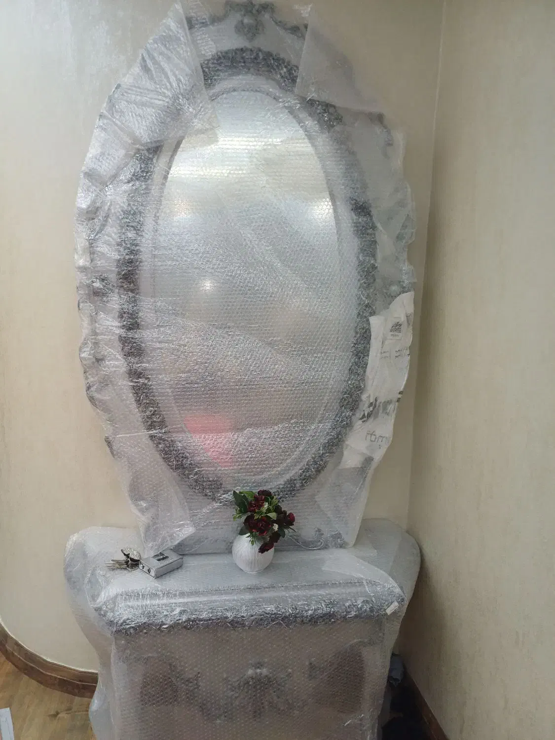 آینه و کنسول نقره ایی تمام چوب|بوفه، ویترین، کنسول|کرج, شاهین‌ویلا|دیوار