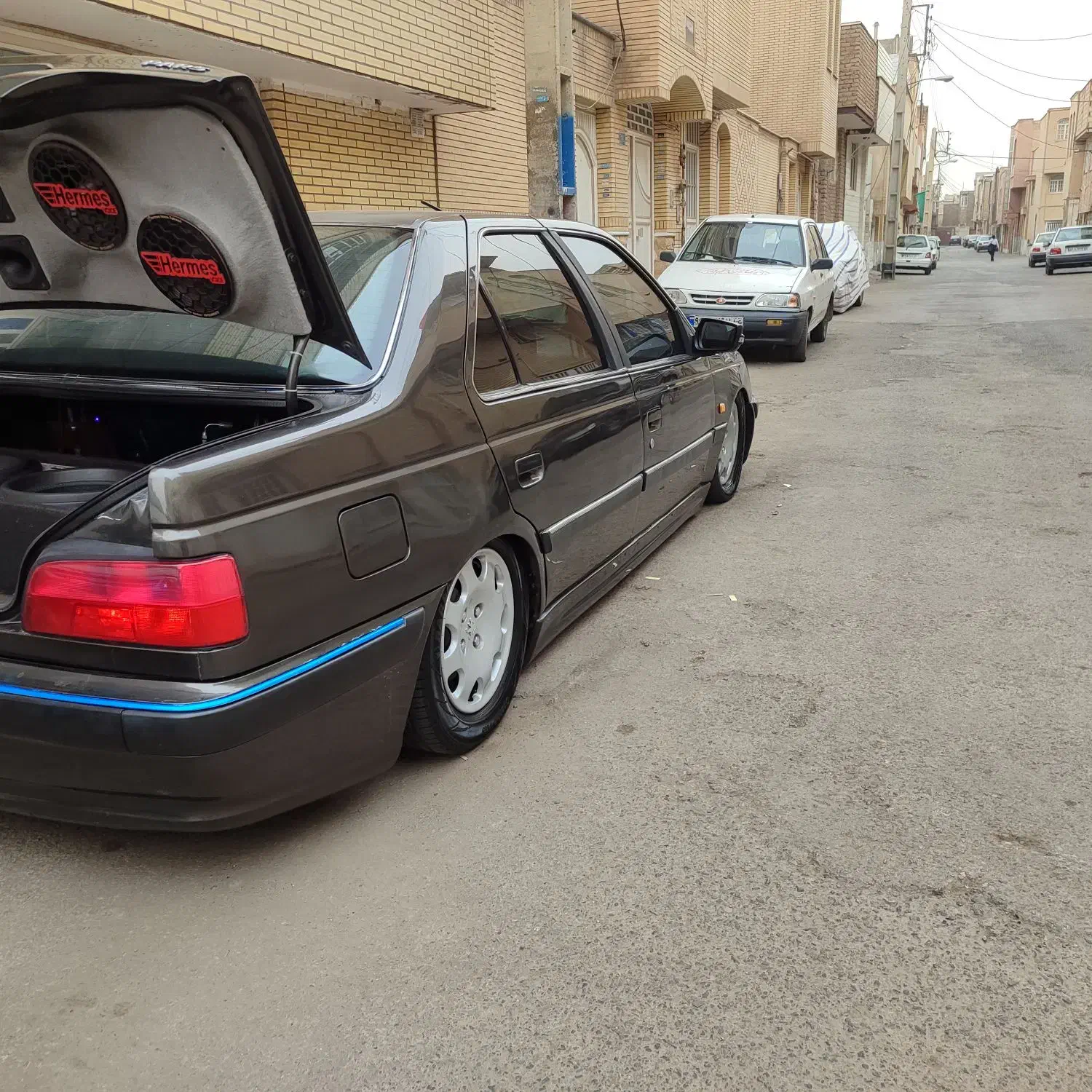 پژو پنوماتیک سیستم دار|خودرو سواری و وانت|قم, شهدا|دیوار