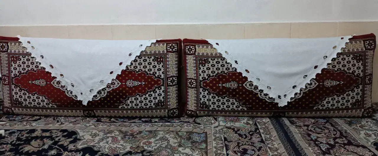 پشتی نو|پشتی|مشهد, رده|دیوار