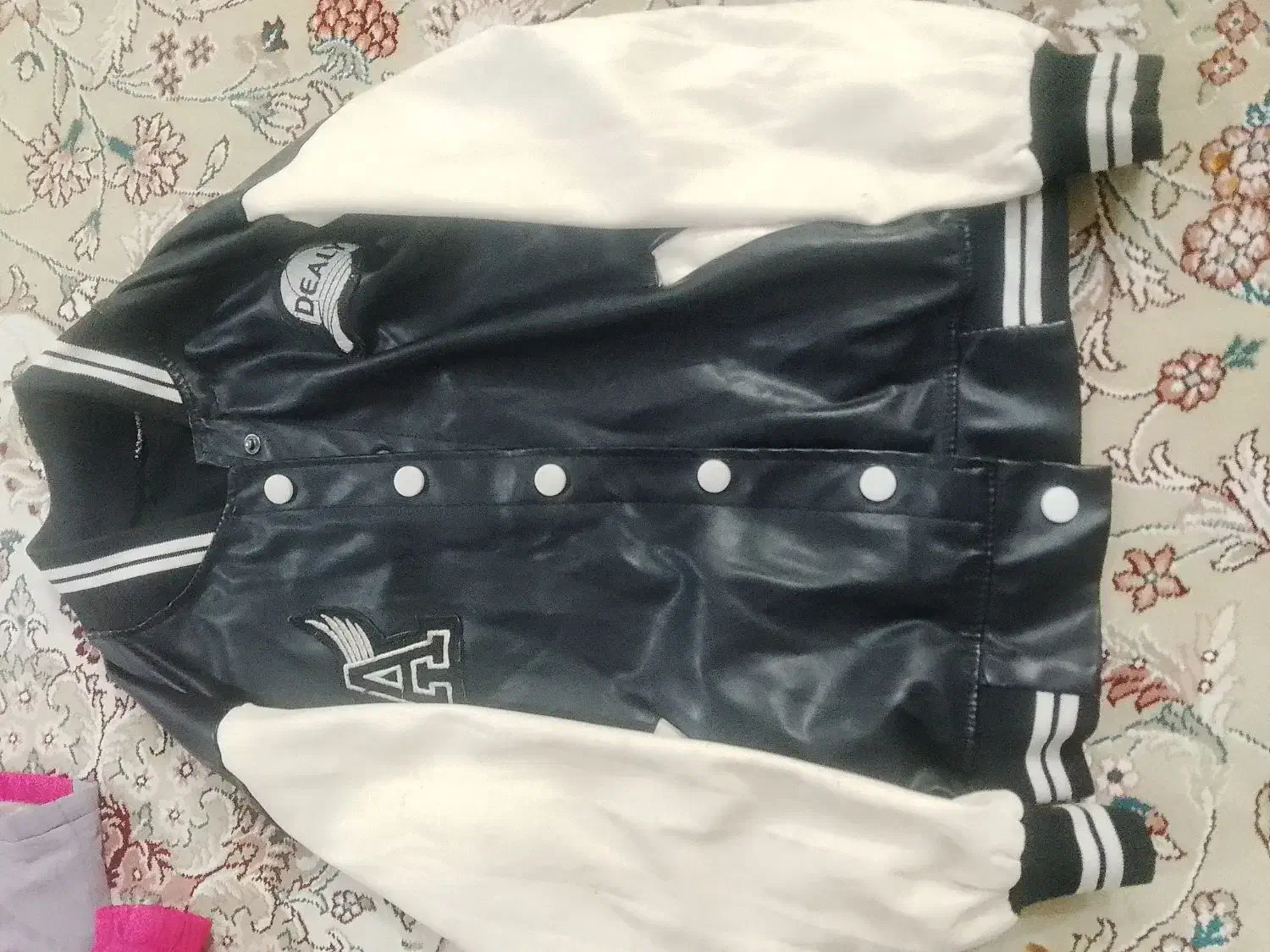 کاپشن پسرانه|لباس|آشخانه, |دیوار