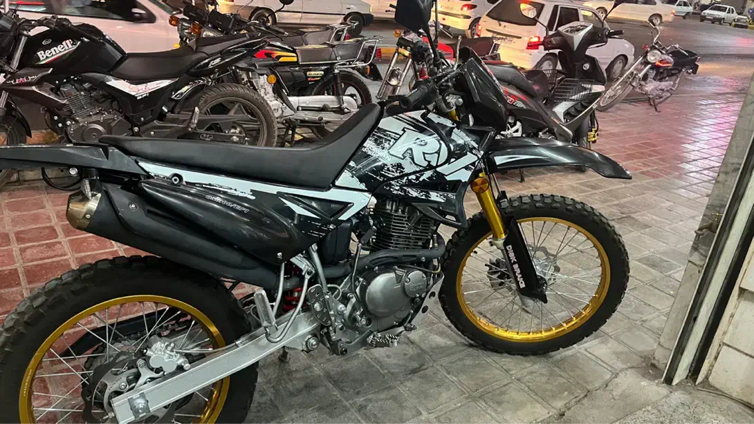 تریل روان ۴۰۳|موتورسیکلت|خمینی‌شهر, |دیوار