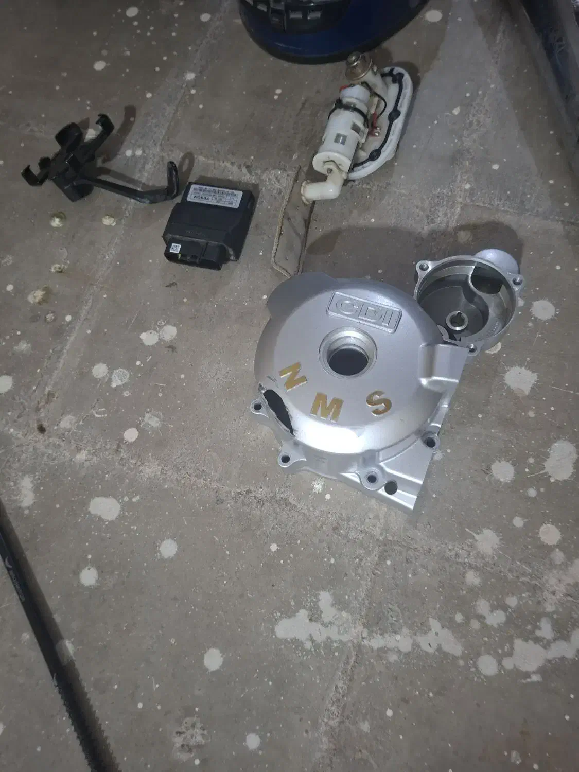 وسایل فابریک موتور سیگلت|قطعات یدکی و لوازم جانبی|کرمان, |دیوار