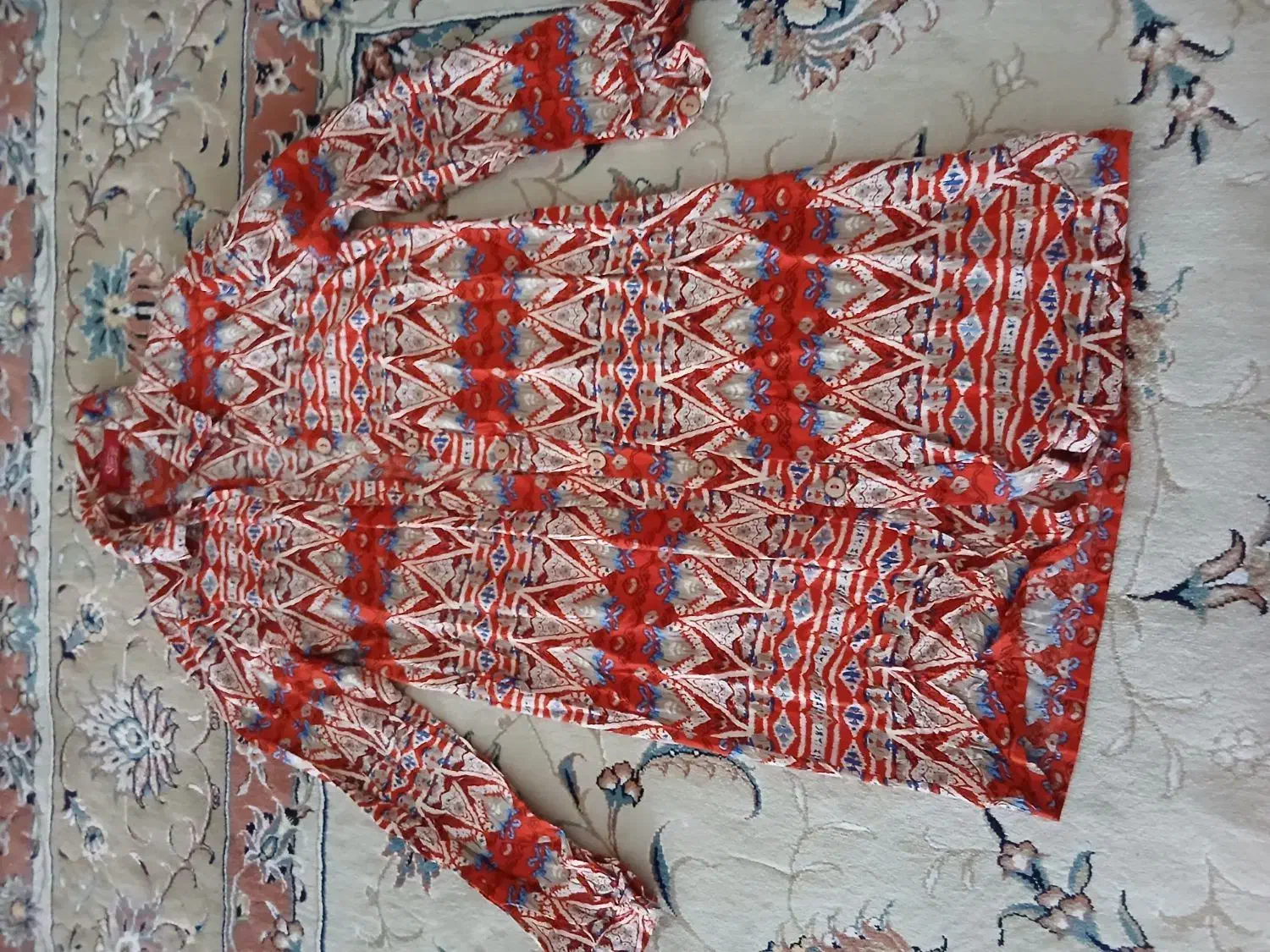 مانتو نوی نو|لباس|مشهد, تربیت (صدف)|دیوار