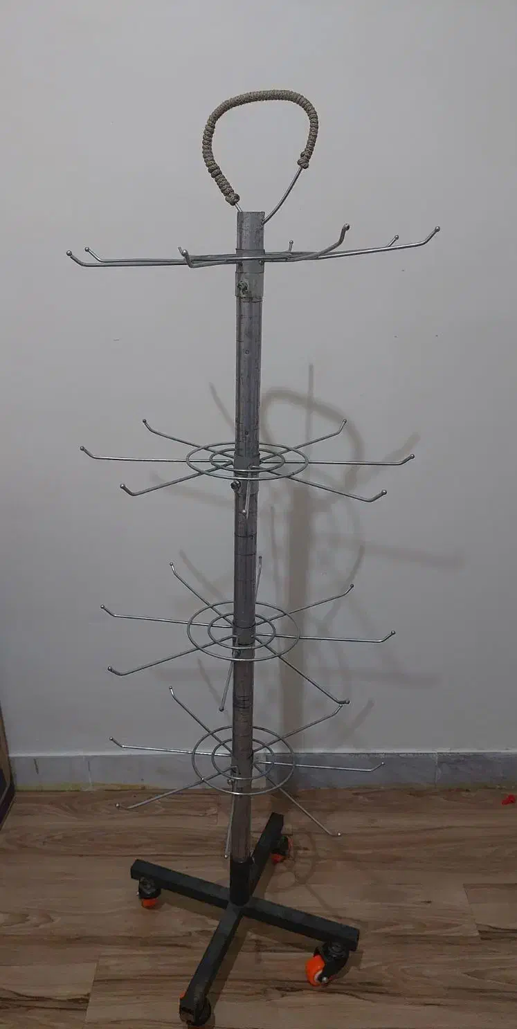 رگال گردون ۴ طبقه|بندرخت و رخت‌آویز|فردیس, فردیس|دیوار