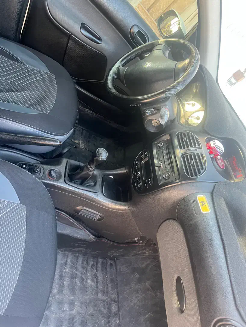 پژو ۲۰۶ تیپ ۵ مدل ۱۳۹۵|خودرو سواری و وانت|سیرجان, |دیوار