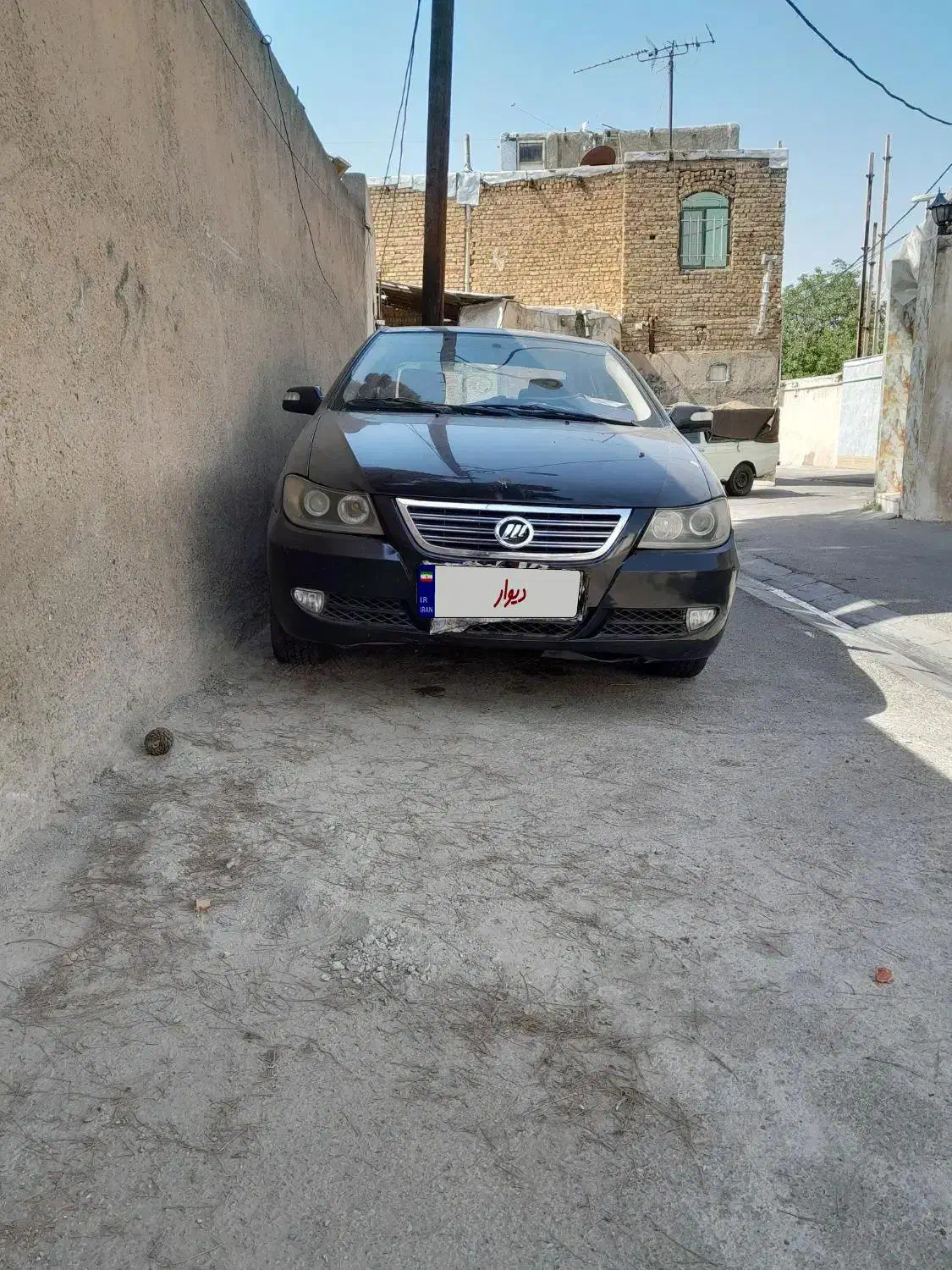 یک دستگاه لیفان ۶۲۰ موتور۱۸۰۰ فول رنگ مشکی|خودرو سواری و وانت|هشتگرد, شهرک راه آهن|دیوار