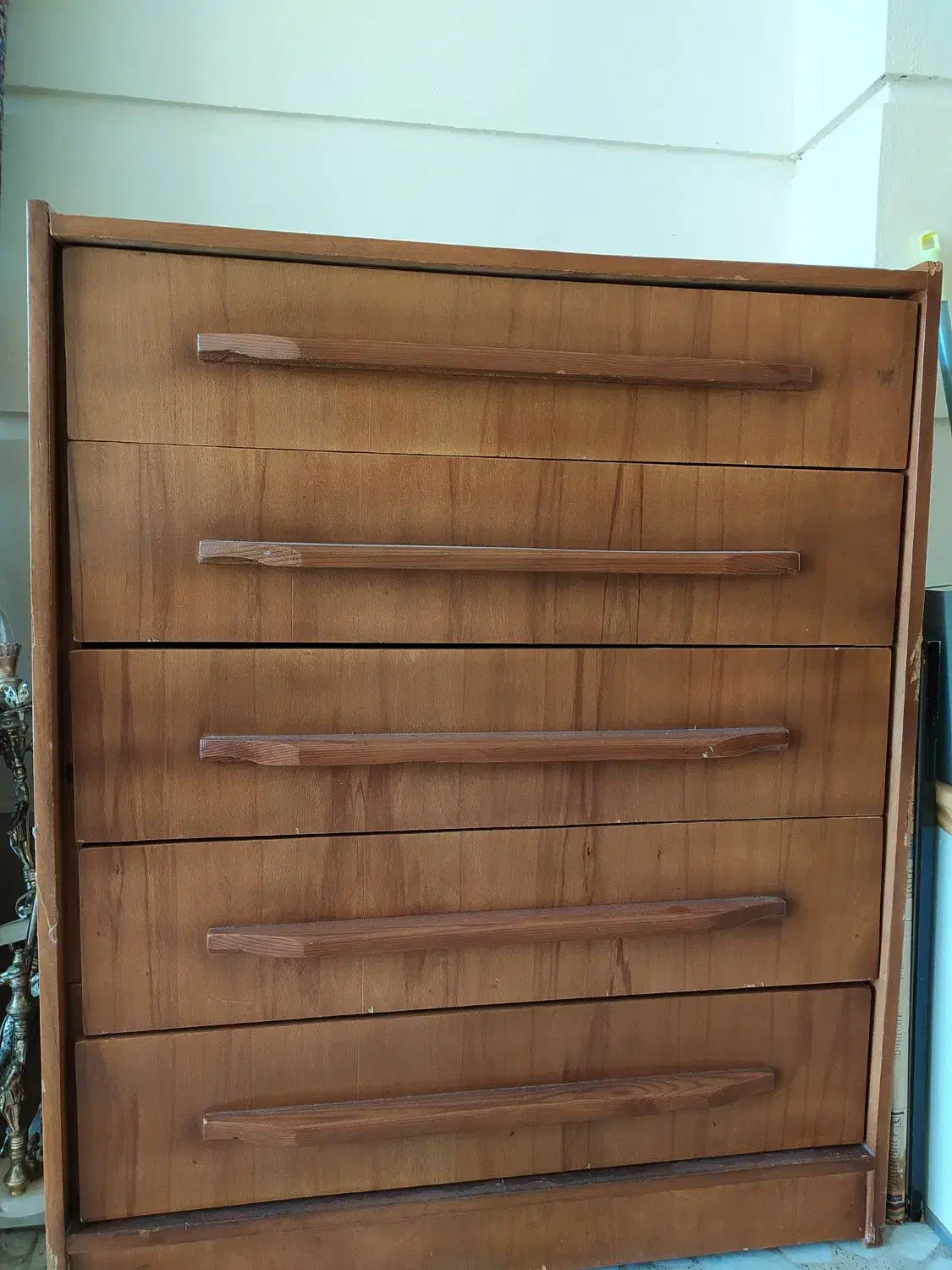 دراور ۵ کشو|جاکفشی، کمد، دراور|لاهیجان, لیالستان|دیوار