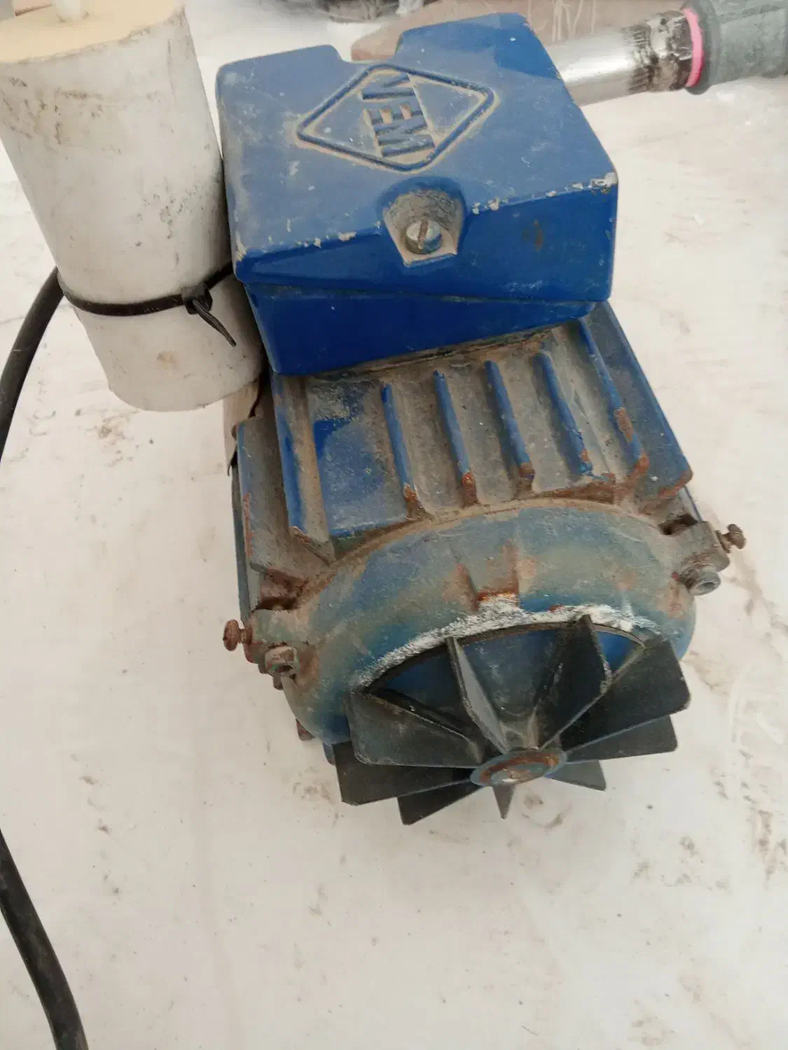 پمپ آب بزرگ آلمانی|ماشین‌آلات صنعتی|بندرعباس, |دیوار