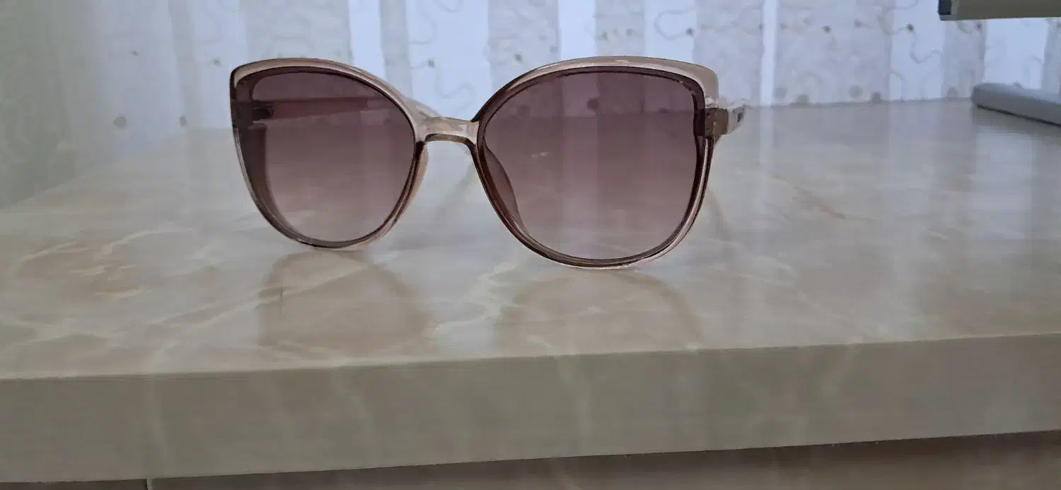 عینک افتابی|زیورآلات و اکسسوری|سبزوار, قصبه اب یمین|دیوار