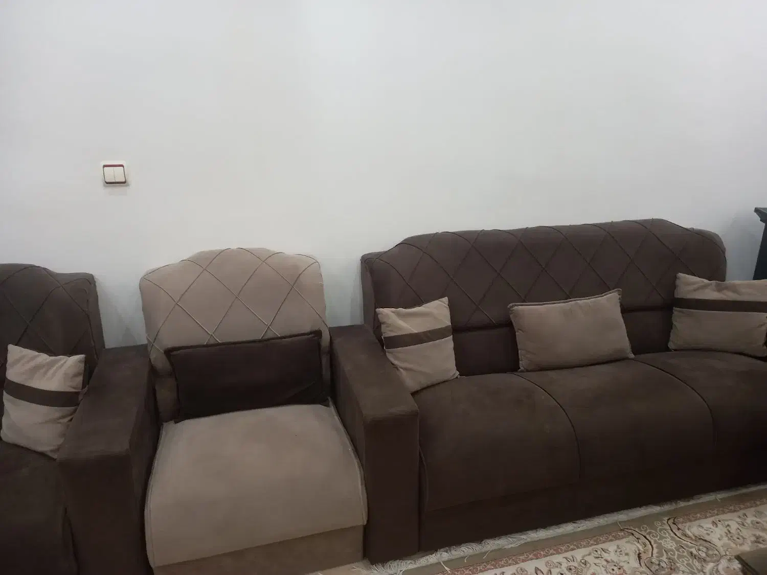 فروش وسایل خانه|مبلمان خانگی و میز عسلی|رشت, عینک|دیوار
