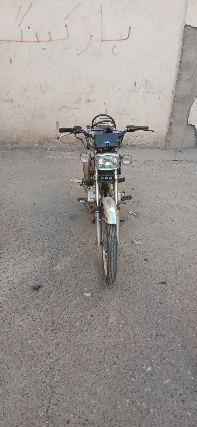 موتور مدل ۹۰ کبیر|موتورسیکلت|ساوه, |دیوار